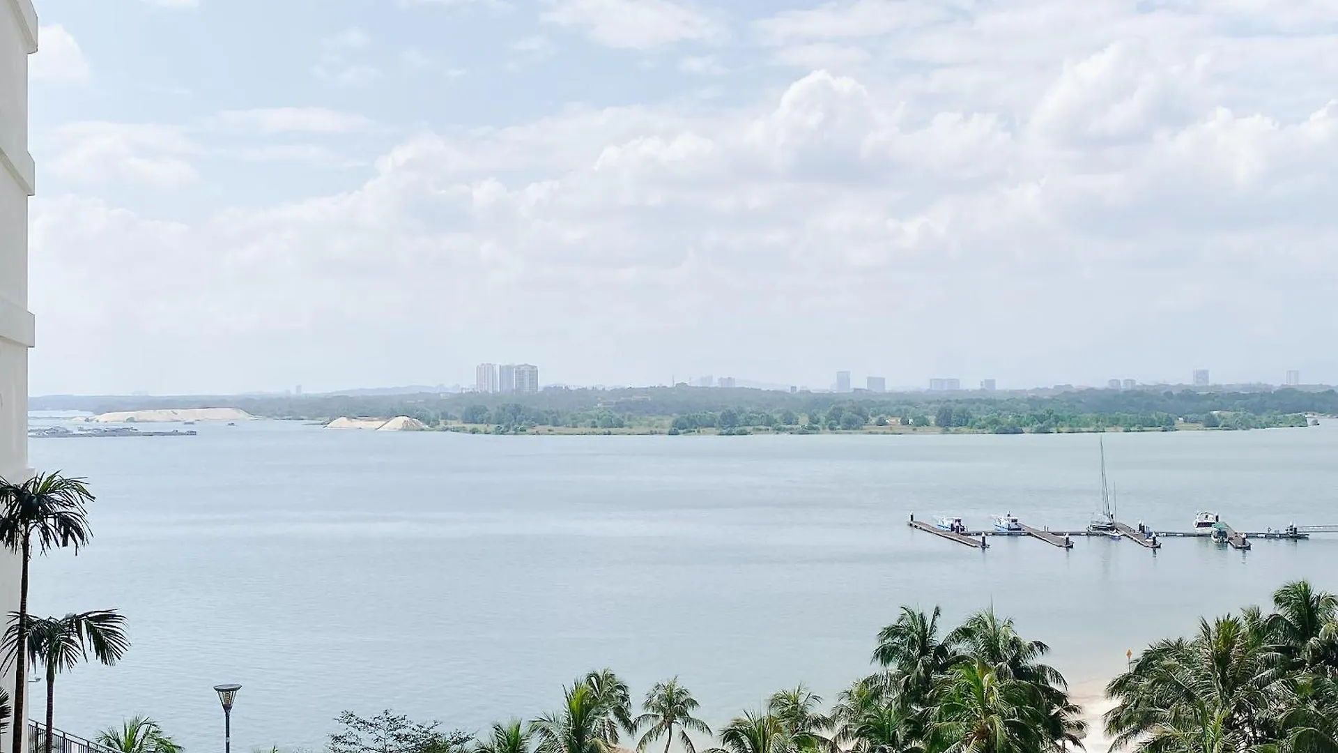شقة Seafront Country Garden Danga Bay By Lions Bay جوهر بهرو