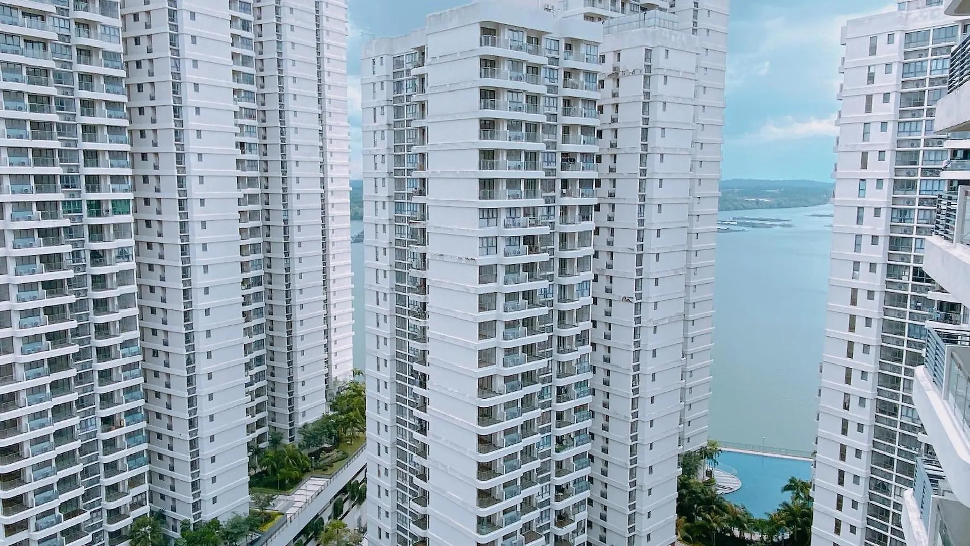 Apartament Seafront Country Garden Danga Bay By Lions Bay Johor Bahru