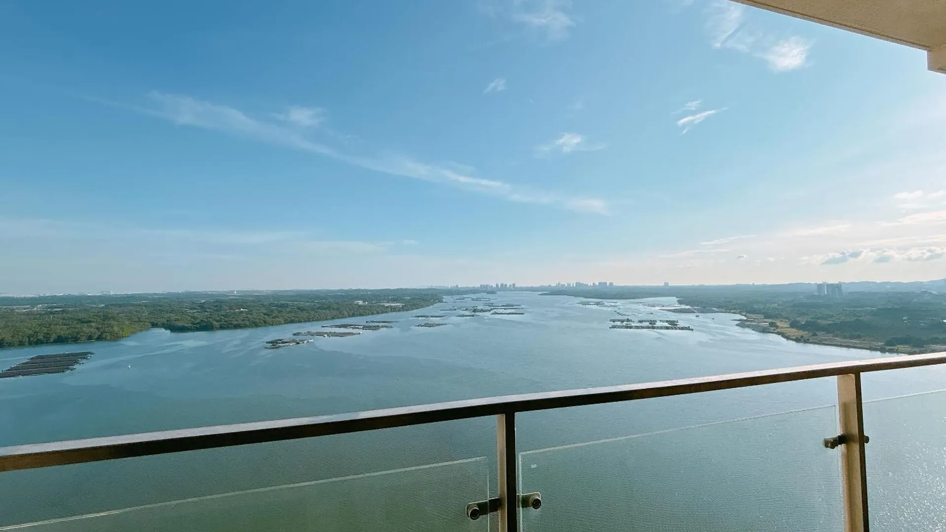 Apartament Seafront Country Garden Danga Bay By Lions Bay Johor Bahru