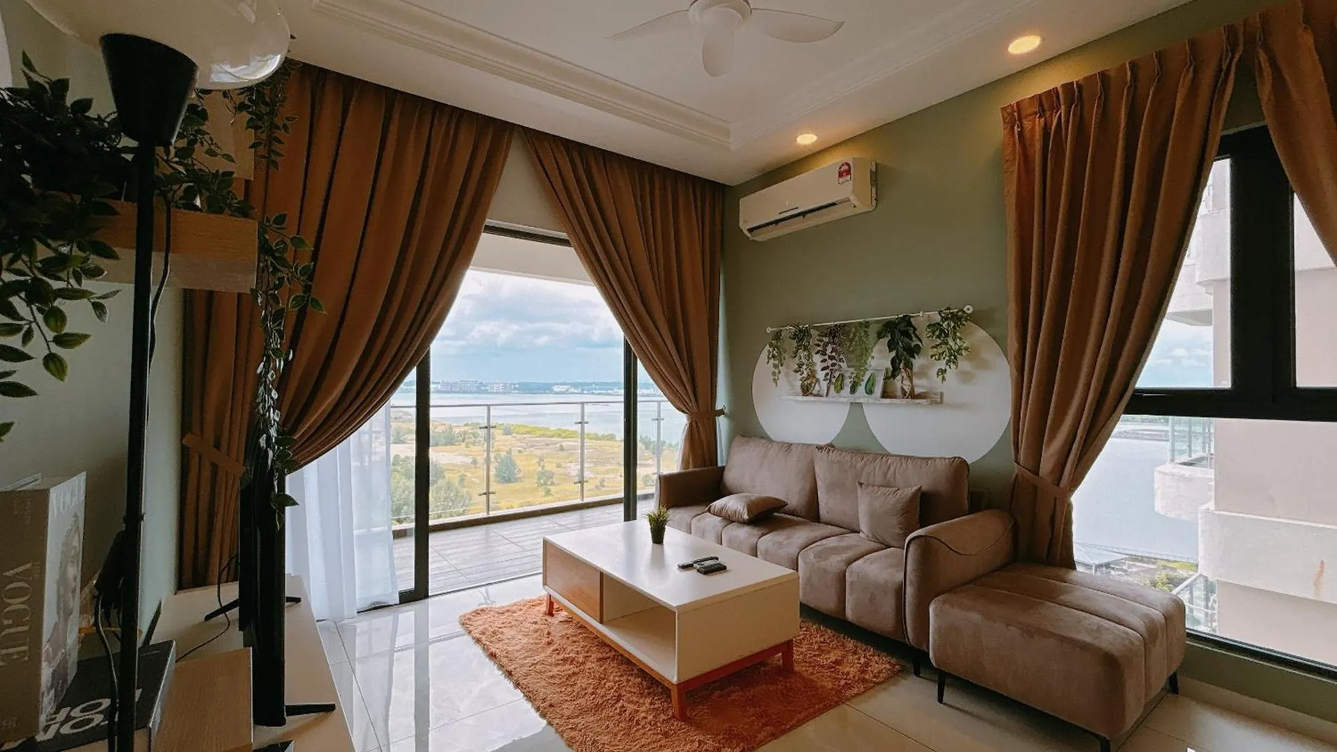 Seafront Country Garden Danga Bay By Lions Bay Apartment Johor Bahru 0*,  Malaysia